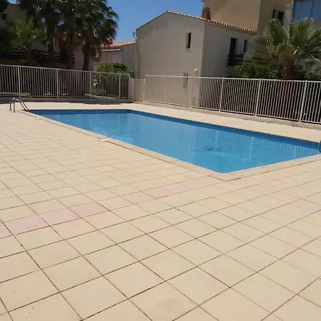 F2 A Proximite Du Village Naturiste Cap D'agde Апартаменты Агд